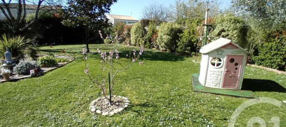 3 bedrooms House in Lagord, France No. 96114 8