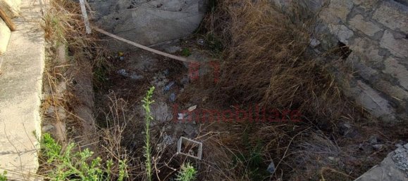 Terrain à Vittoria, Italy No. 355185 12