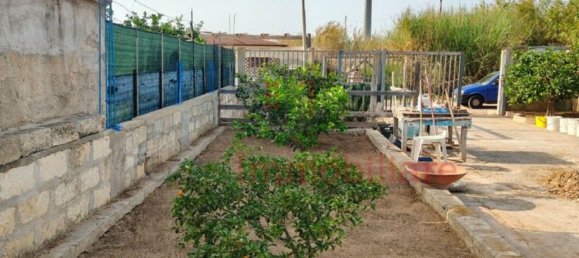 Terrain à Vittoria, Italy No. 355185 3