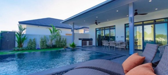 3 Schlafzimmer Villa in Hua Hin, Thailand, Nr. 59830 2