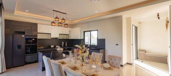 3 Schlafzimmer Villa in Hua Hin, Thailand, Nr. 59830 9