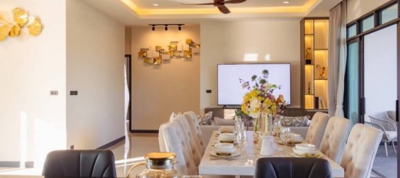 3 Schlafzimmer Villa in Hua Hin, Thailand, Nr. 59830 8