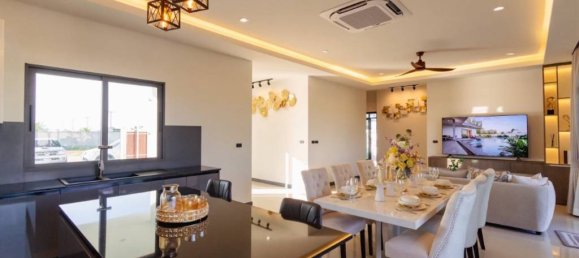 3 Schlafzimmer Villa in Hua Hin, Thailand, Nr. 59830 7