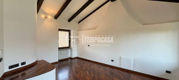 3 Schlafzimmer Villa in Piscina, Italy, Nr. 293650 24