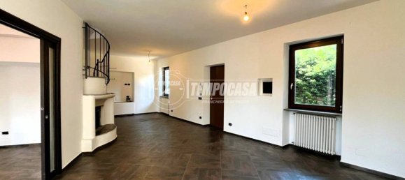 3 Schlafzimmer Villa in Piscina, Italy, Nr. 293650 30