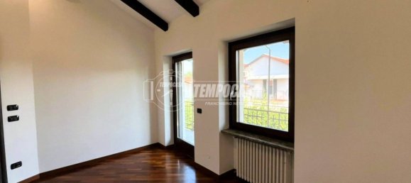 3 Schlafzimmer Villa in Piscina, Italy, Nr. 293650 25