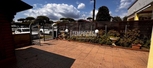 2 bedrooms Apartment in Comacchio, Italy No. 312579 6