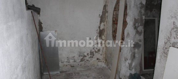 3-Zimmer Gewerbliche Immobilie in Vercelli, Italy, Nr. 133598 11
