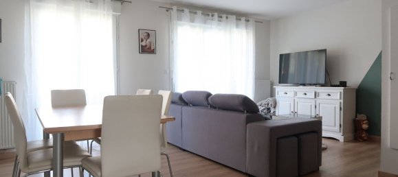3 Schlafzimmer Haus in Saint-Etienne, France, Nr. 287172 2