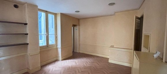 5 chambres Appartement à Nîmes, France No. 344373 7