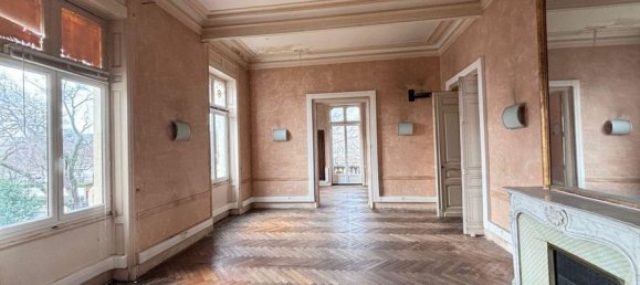 5 chambres Appartement à Nîmes, France No. 344373 8