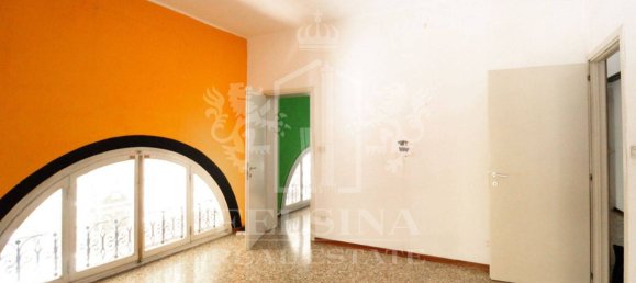 Oficina de 4 habitaciónes en Bologna, Italy No. 340284 11