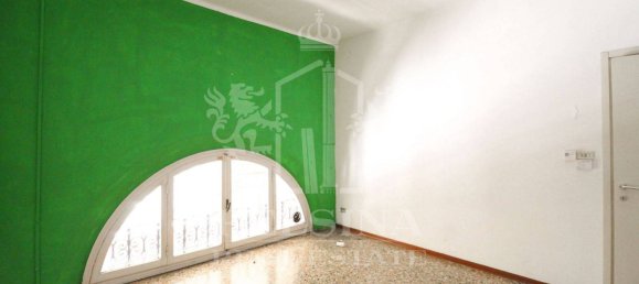 Oficina de 4 habitaciónes en Bologna, Italy No. 340284 15