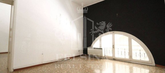Oficina de 4 habitaciónes en Bologna, Italy No. 340284 21