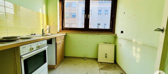 2 rooms Apartment in Penzing, Austria No. 218122 2