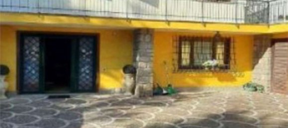 5 rooms Apartment in Velletri, Italy No. 99993 29