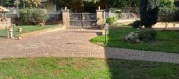 5 rooms Apartment in Velletri, Italy No. 99993 33