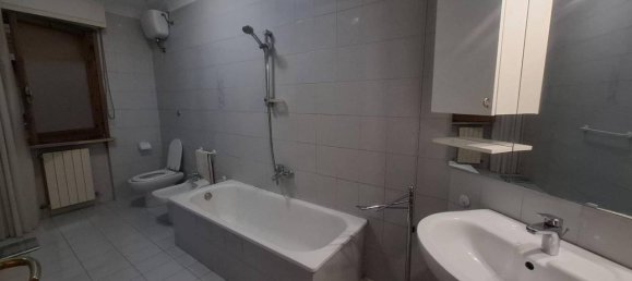 Apartamento de 4 divisões em Pescara, Italy N.º 39429 5