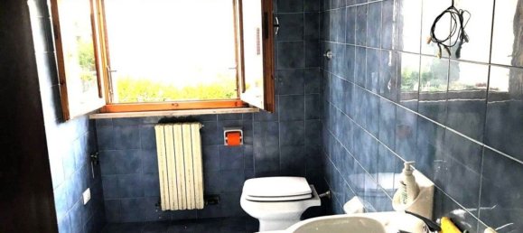 4 rooms Apartment in Montemarciano, Italy No. 283218 18