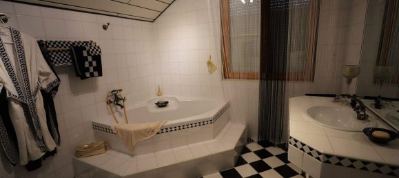 Casa de 8 divisões em Oberloisdorf, Austria N.º 246692 19