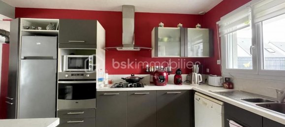 3 bedrooms House in Tours, France No. 160018 10