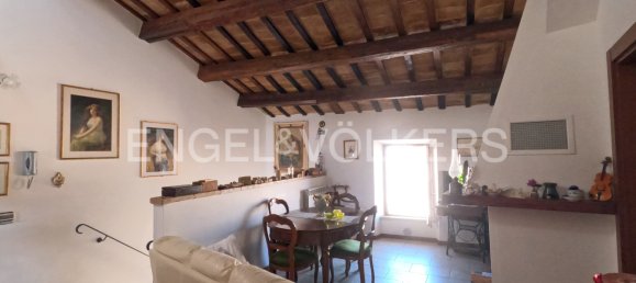 5 bedrooms Apartment in Moresco, Italy No. 64084 4