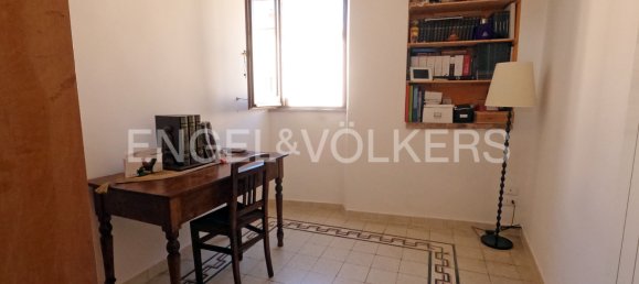 5 bedrooms Apartment in Moresco, Italy No. 64084 17