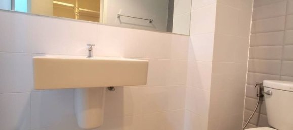 2 bedrooms Condo in Bangkok, Thailand No. 19256 9