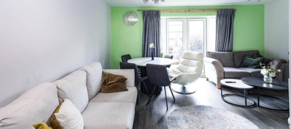 4 bedrooms House in Nuneaton, United Kingdom No. 2646 3