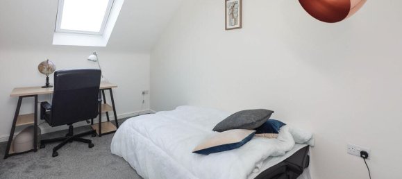 4 bedrooms House in Nuneaton, United Kingdom No. 2646 15