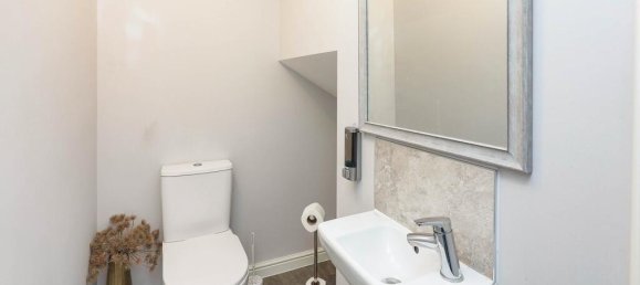 4 bedrooms House in Nuneaton, United Kingdom No. 2646 18