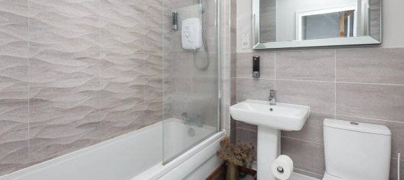 4 bedrooms House in Nuneaton, United Kingdom No. 2646 19