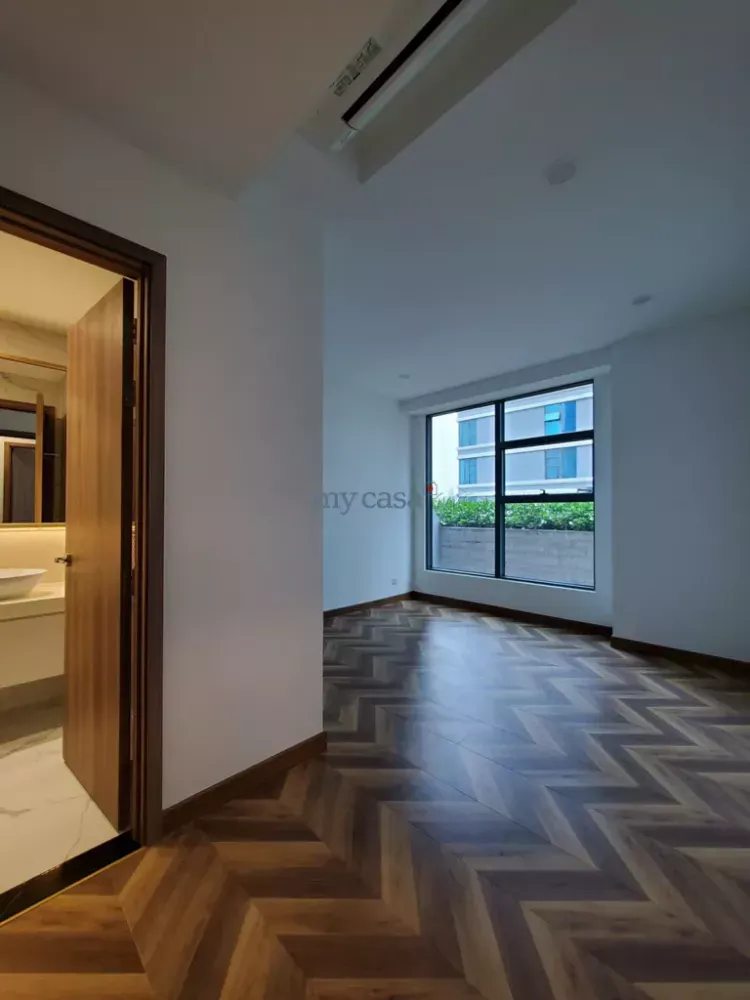 3 bedrooms Apartment in Ho Chi Minh, Vietnam No. 8116