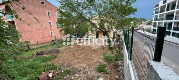 Terrain à Brignoles, France 305m² No. 99777 7