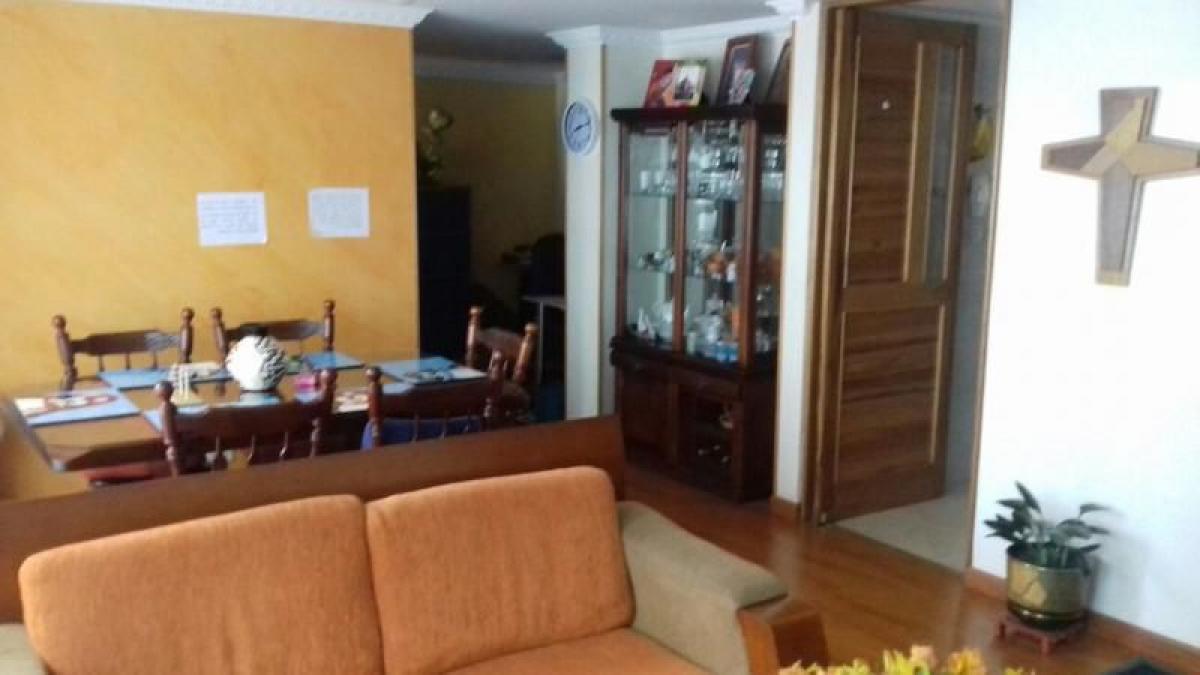 3 bedrooms House in Bogota, Colombia No. 12851