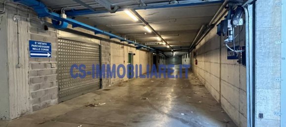 34m² Garage in Potenza, Italy No. 337953 3