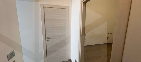 3 rooms Apartment in Molfetta, Italy No. 30474 12