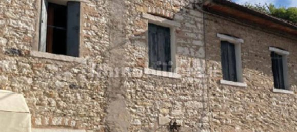 2 bedrooms Apartment in Segusino, Italy No. 301583 4