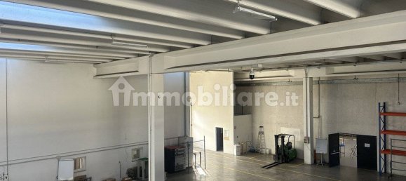 Склад 2000м² в Скио, Италия № 293537 7