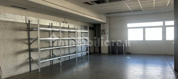 Склад 2000м² в Скио, Италия № 293537 9