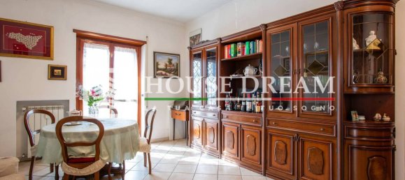 Apartamento de 1 dormitorio en Rome, Italy No. 323649 4