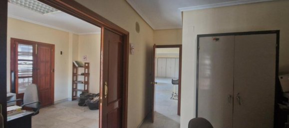 4 bedrooms Office in Cordoba, Spain No. 185940 17
