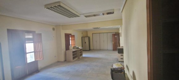 4 bedrooms Office in Cordoba, Spain No. 185940 20