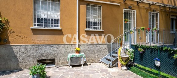 Apartamento de 1 dormitorio en Bologna, Italy No. 323197 2