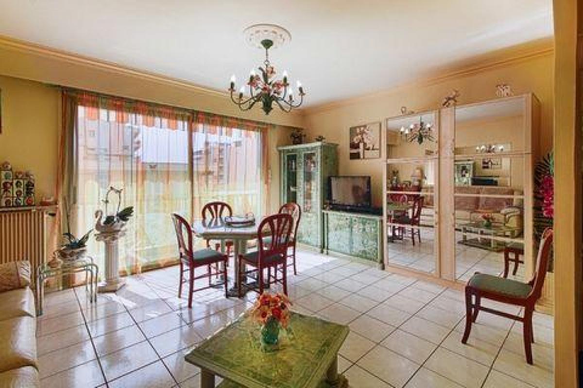 Studio in the Condo in Menton, France No. 12102