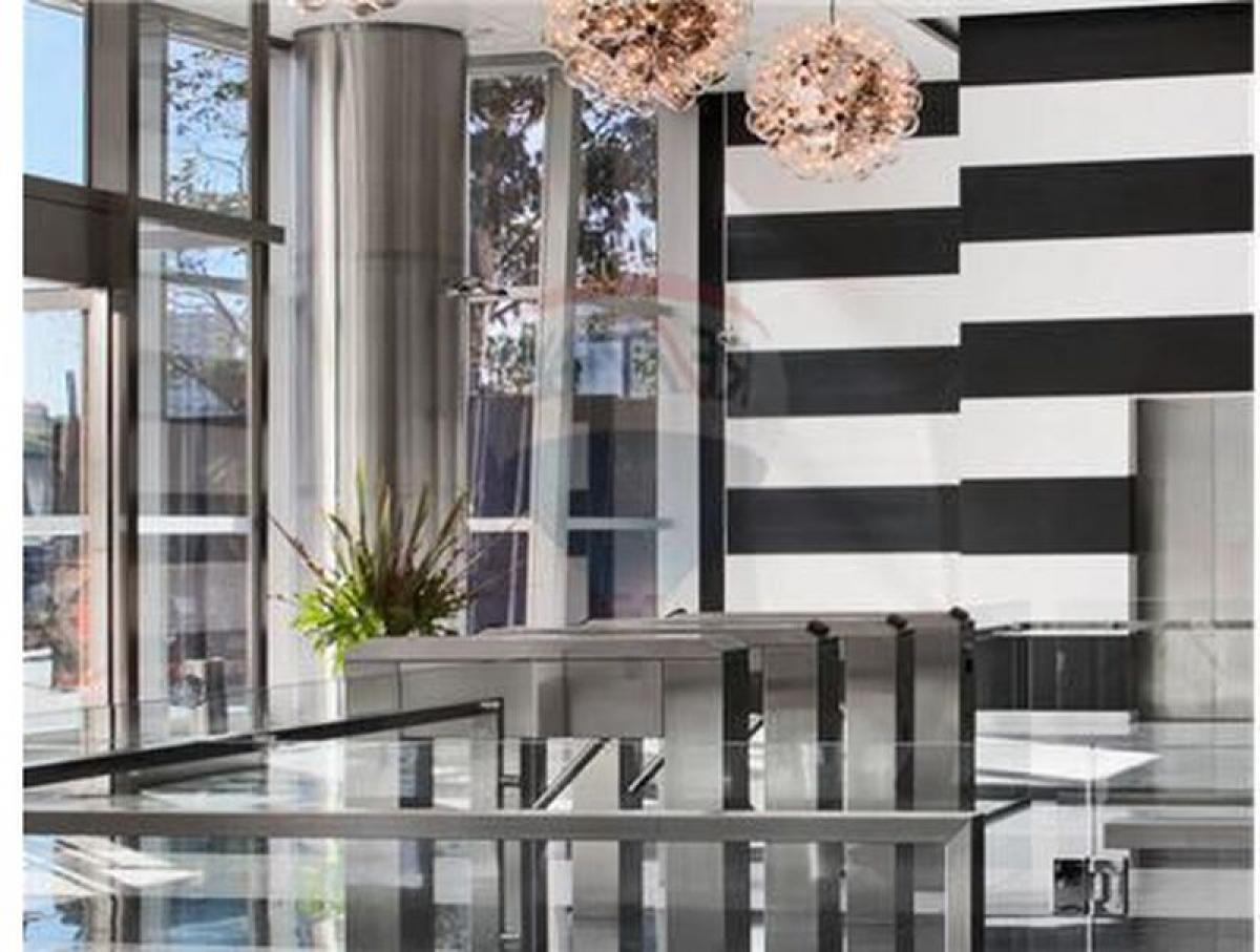 400m² Office in Buenos Aires, Argentina No. 107262