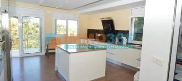 5 bedrooms Villa in Castell-Platja d'Aro, Spain No. 74174 4