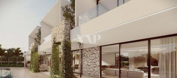 2106m² Land in Quarteira, Portugal No. 106990 9