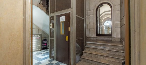 6 rooms Apartment in Palermo, Italy No. 257743 8