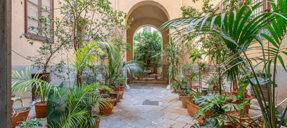 6 rooms Apartment in Palermo, Italy No. 257743 7